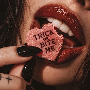 Ash Queen — Trick Or Bite Me