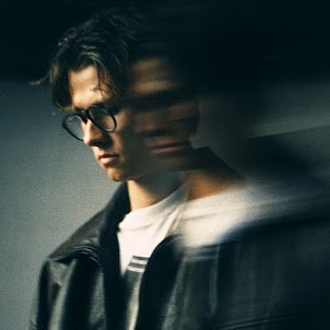 David Kushner — Electrified