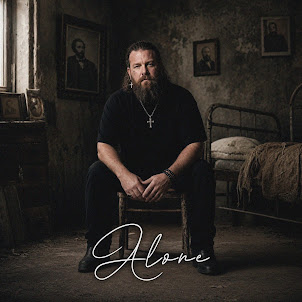 Noah Nine — Alone