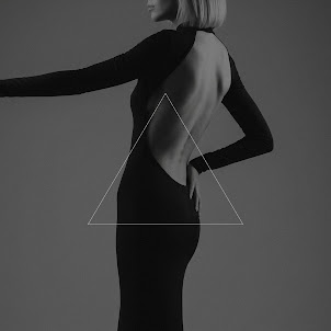 Peter Axon — Neon Oxygen